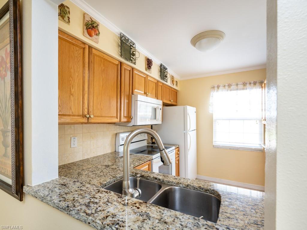 SOUTH POINTE VILLAS CONDO - Residential