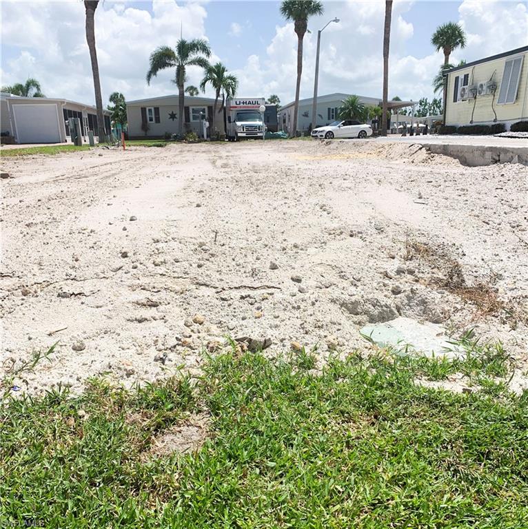 BAYSIDE ESTATES - Land