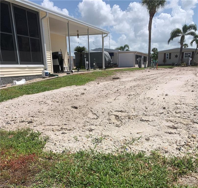 BAYSIDE ESTATES - Land