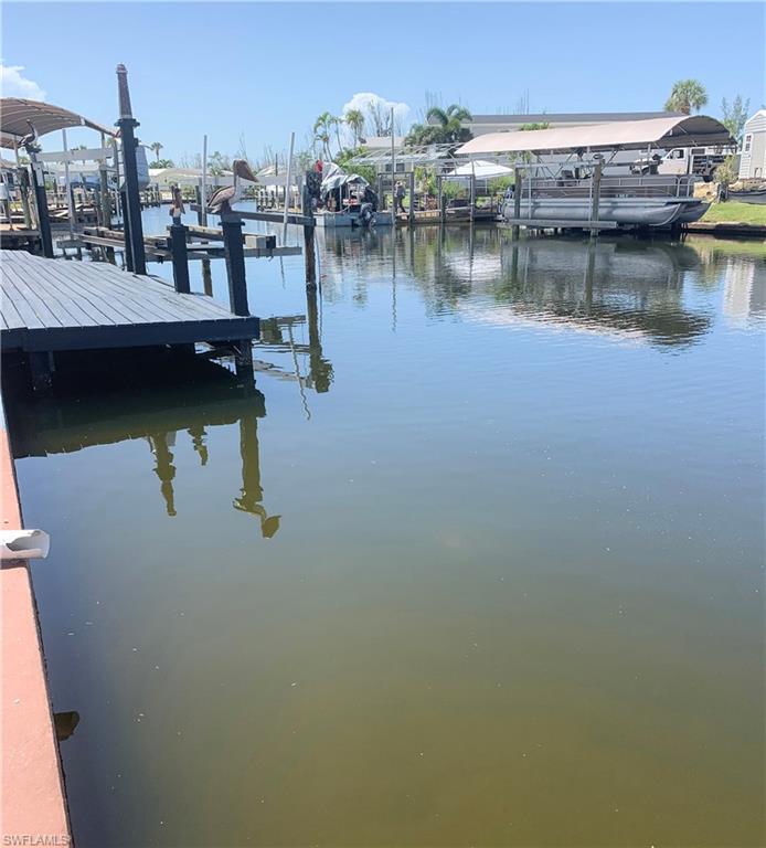 BAYSIDE ESTATES - Land