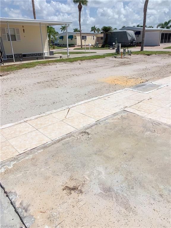 BAYSIDE ESTATES - Land