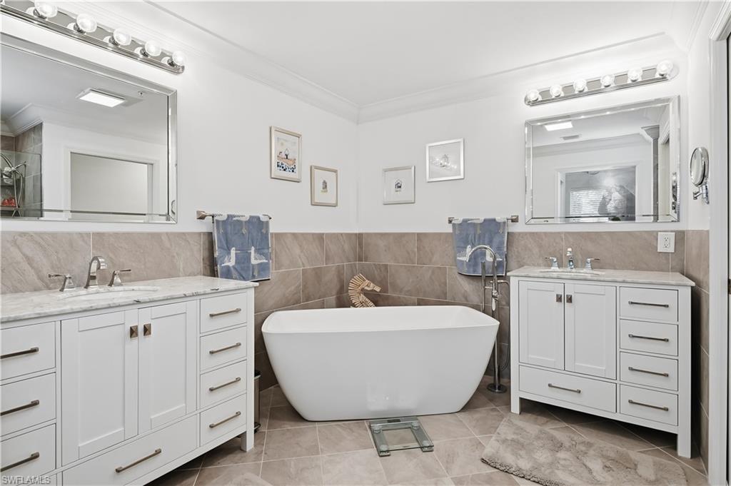 BISHOPWOOD EAST II - Residential