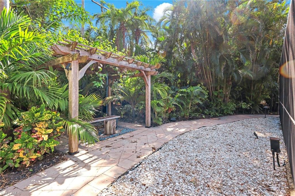 VALENCIA TERRACE - Residential