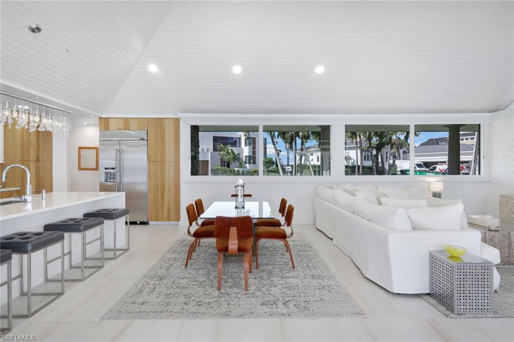 VALENCIA TERRACE - Residential