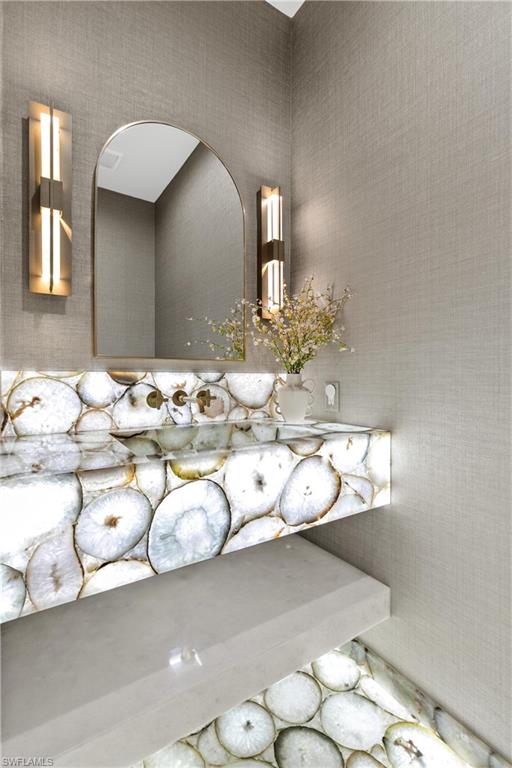 OAKES ESTATES - Residential