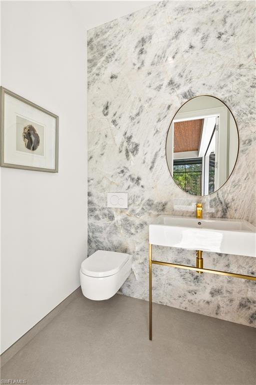 OAKES ESTATES - Residential