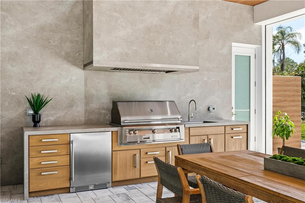 OAKES ESTATES - Residential