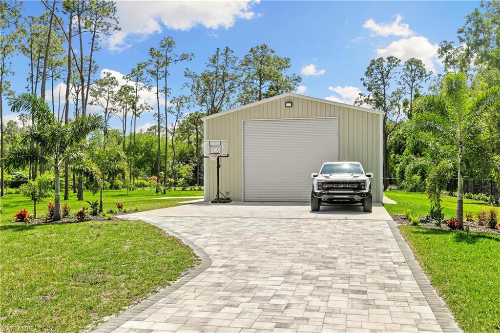 OAKES ESTATES - Residential