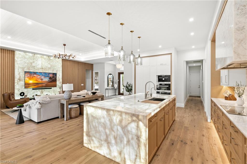 OAKES ESTATES - Residential