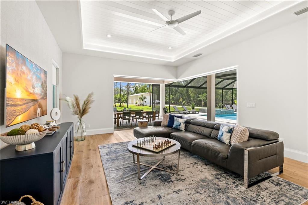 OAKES ESTATES - Residential