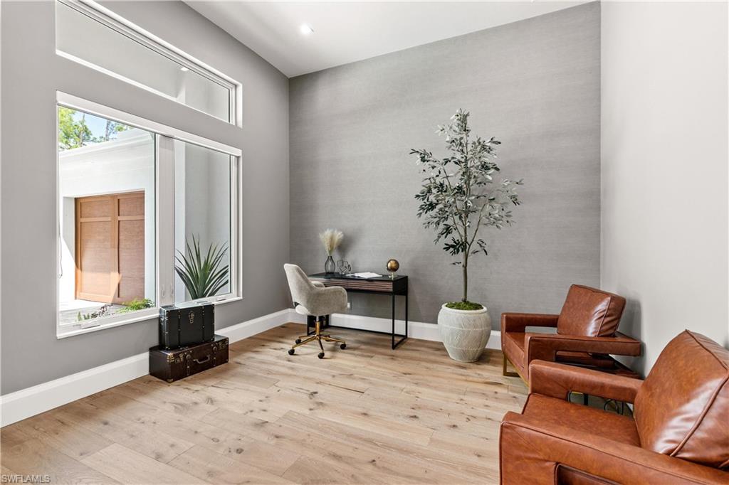 OAKES ESTATES - Residential