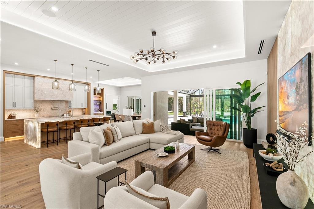 OAKES ESTATES - Residential