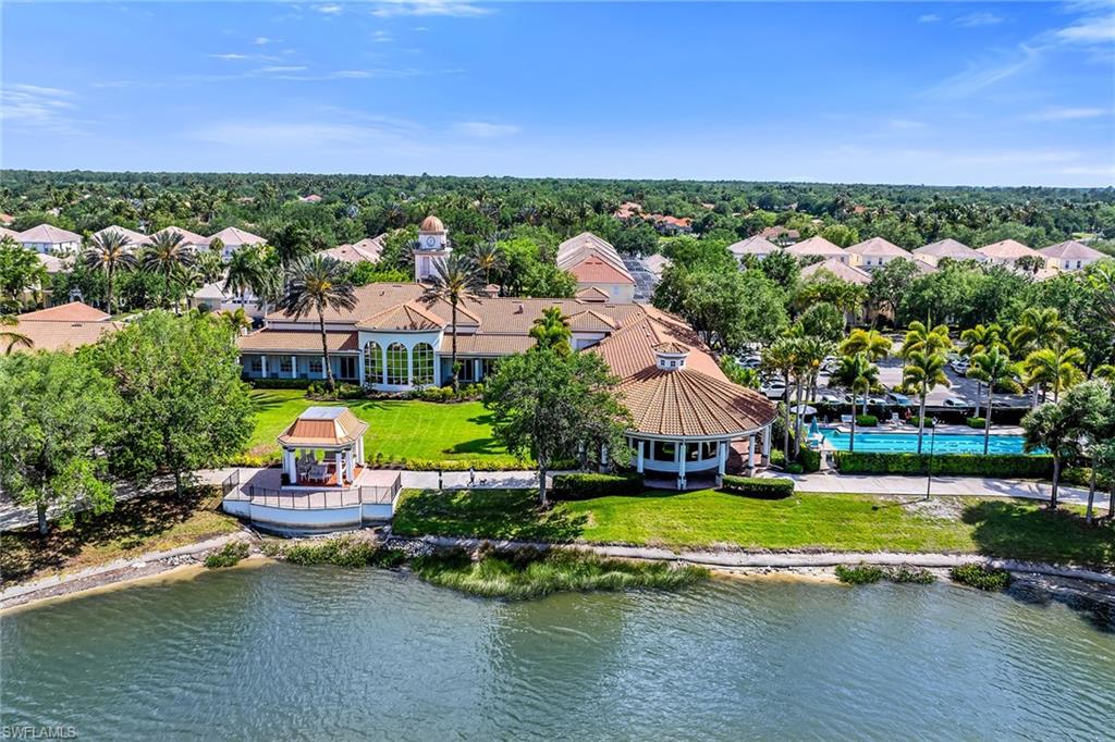 ISLAND WALK - Residential