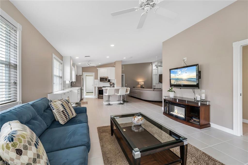 ISLAND WALK - Residential