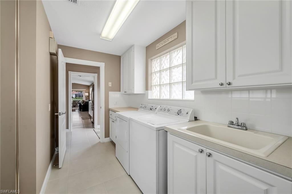 ISLAND WALK - Residential