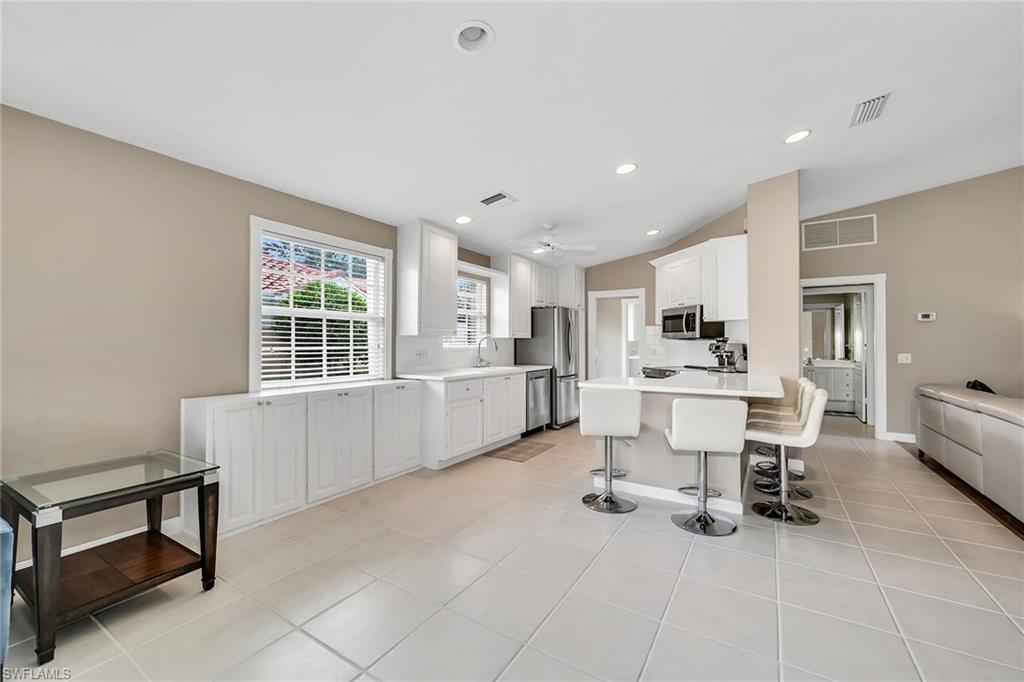 ISLAND WALK - Residential