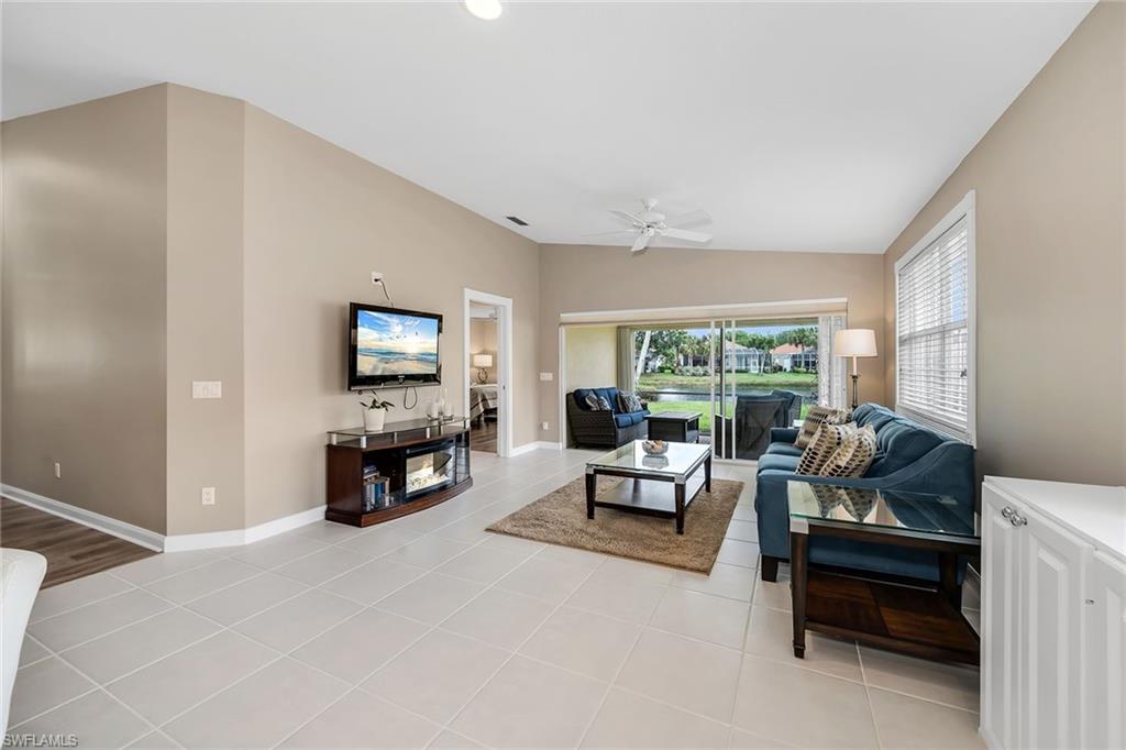 ISLAND WALK - Residential