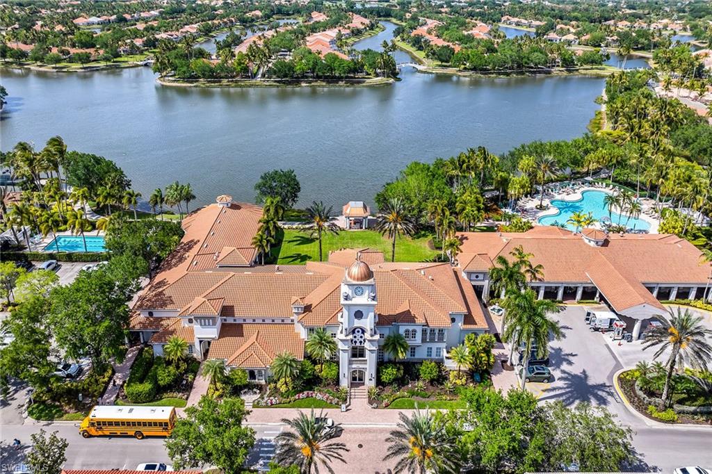 ISLAND WALK - Residential