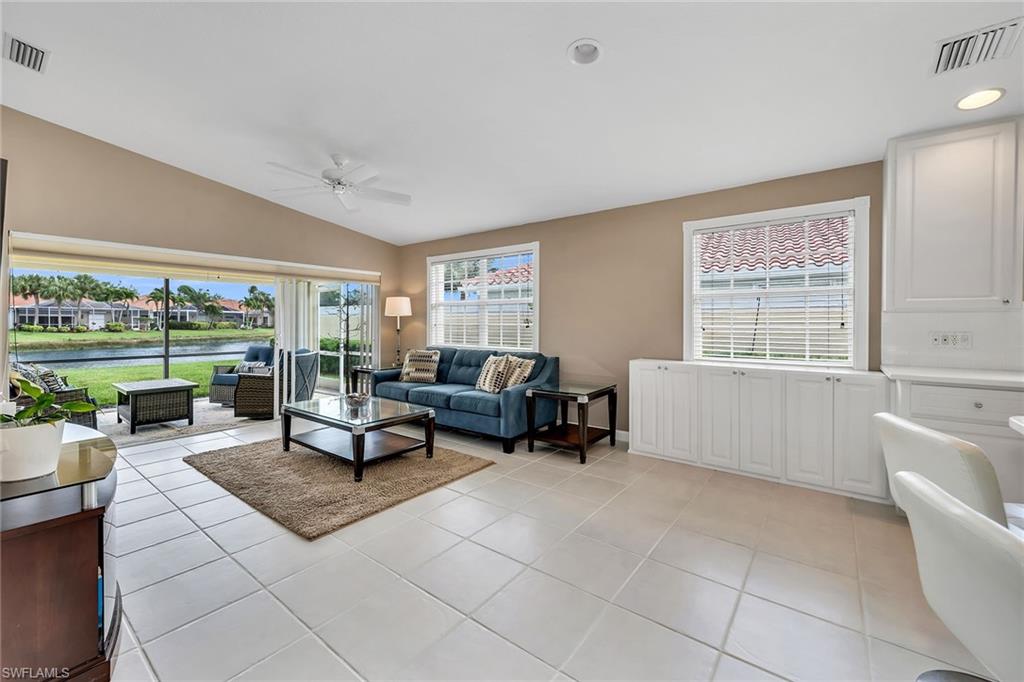 ISLAND WALK - Residential