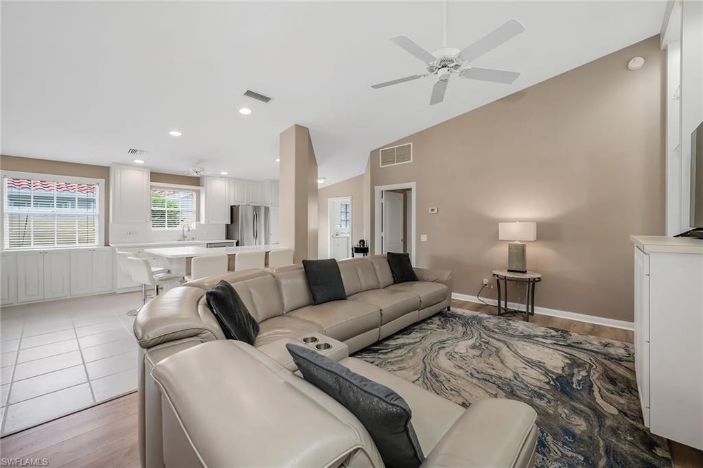 ISLAND WALK - Residential