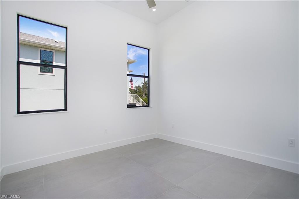 ESTERO SPRINGS - Residential