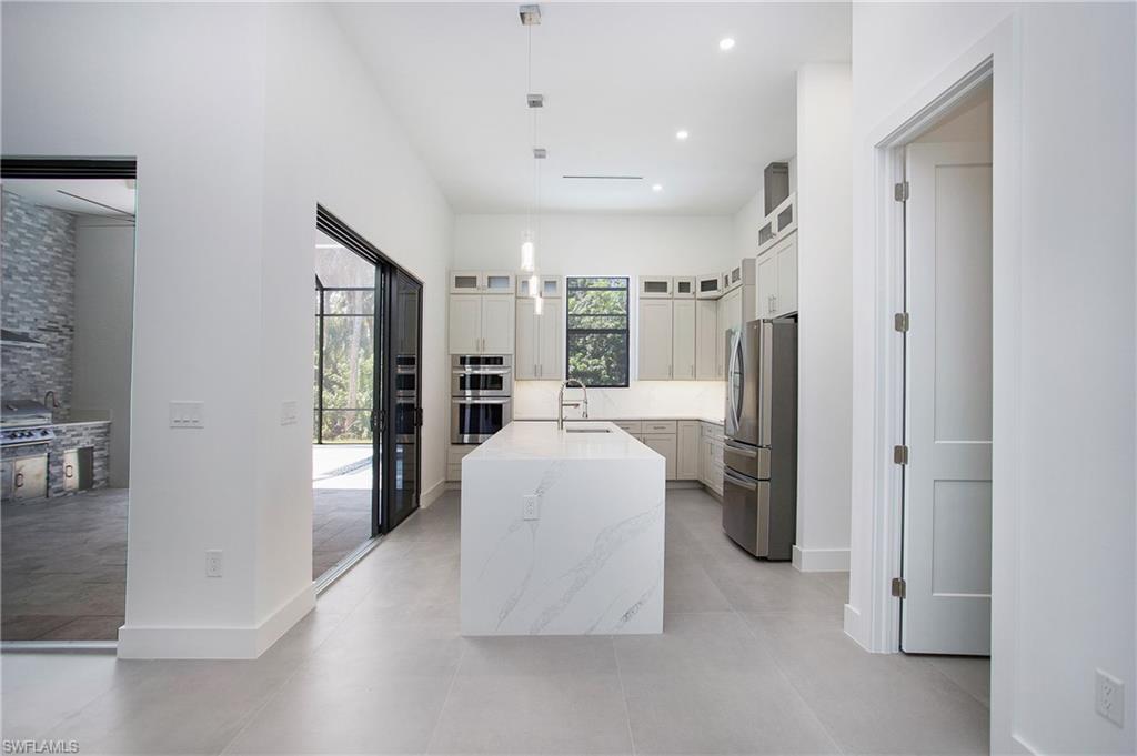 ESTERO SPRINGS - Residential