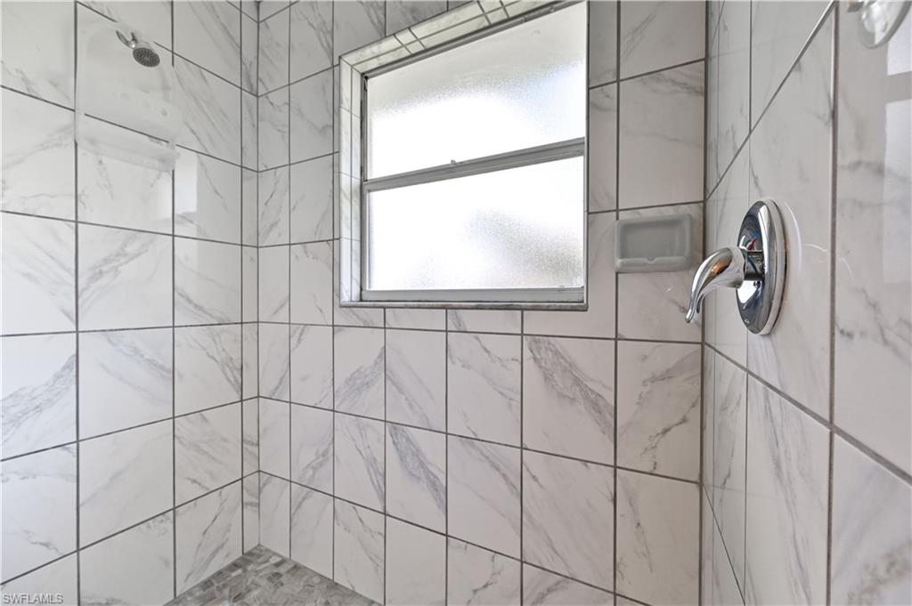 SAN CARLOS PARK - Residential