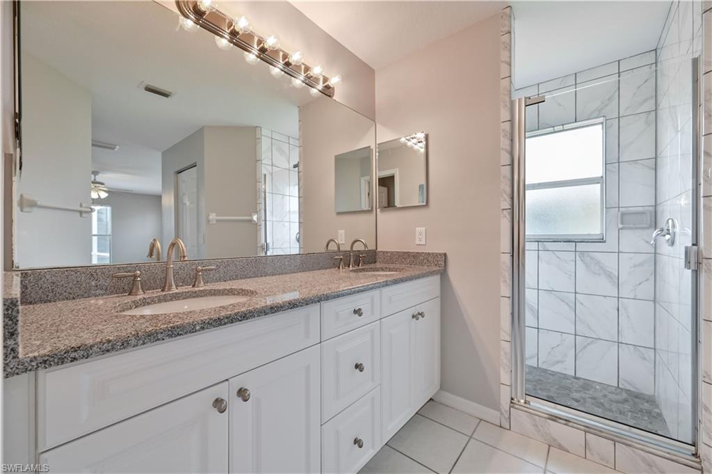 SAN CARLOS PARK - Residential