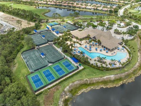 10390 Glastonbury CIR 102 FORT MYERS FL 33913