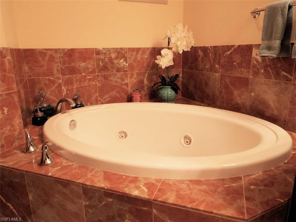 NAPLES BAY RESORT - Residential