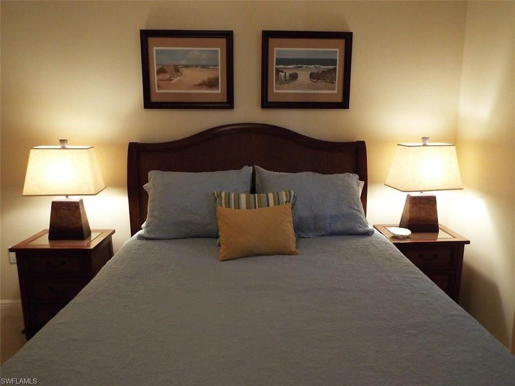 NAPLES BAY RESORT - Residential