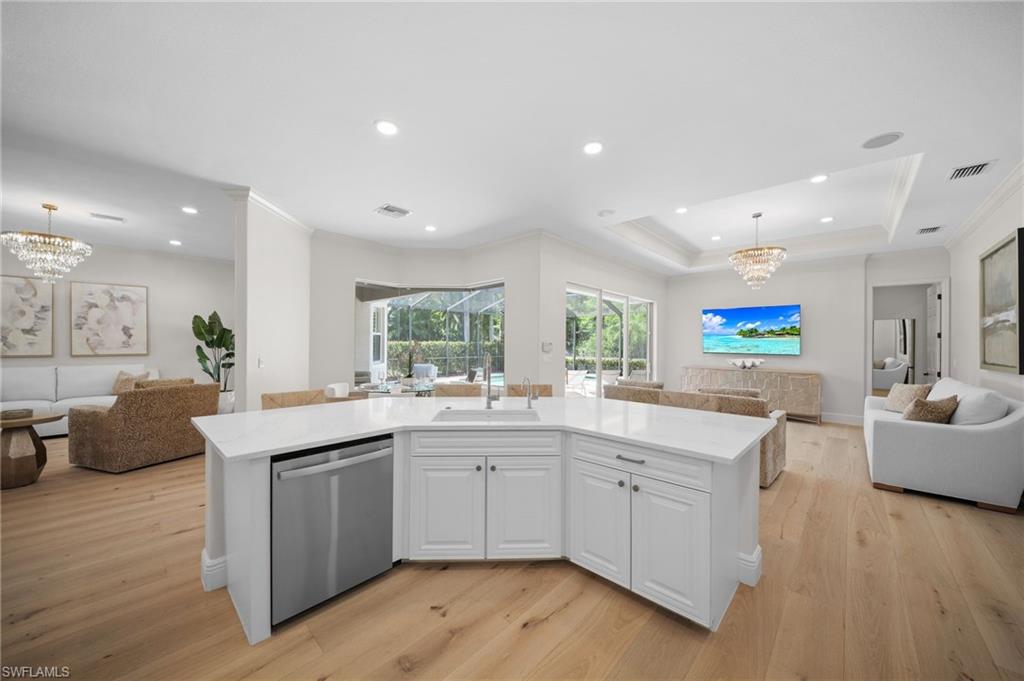 HERITAGE BAY - Residential