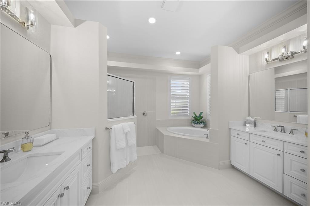 HERITAGE BAY - Residential