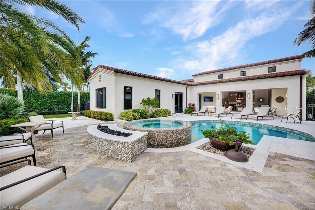 LUCARNO - Residential