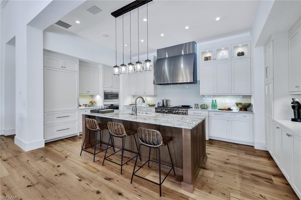 LUCARNO - Residential