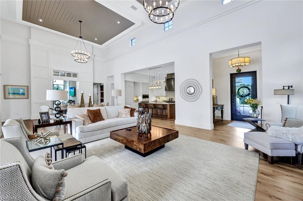 LUCARNO - Residential