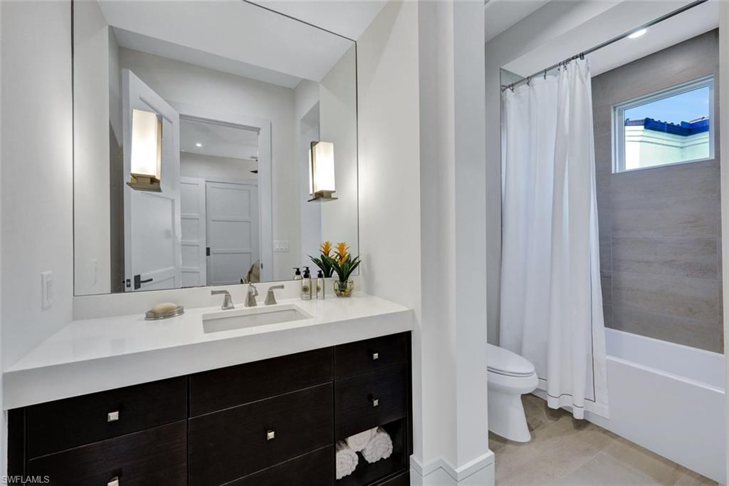 LUCARNO - Residential