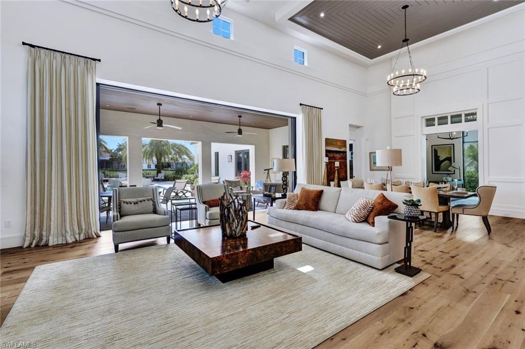 LUCARNO - Residential