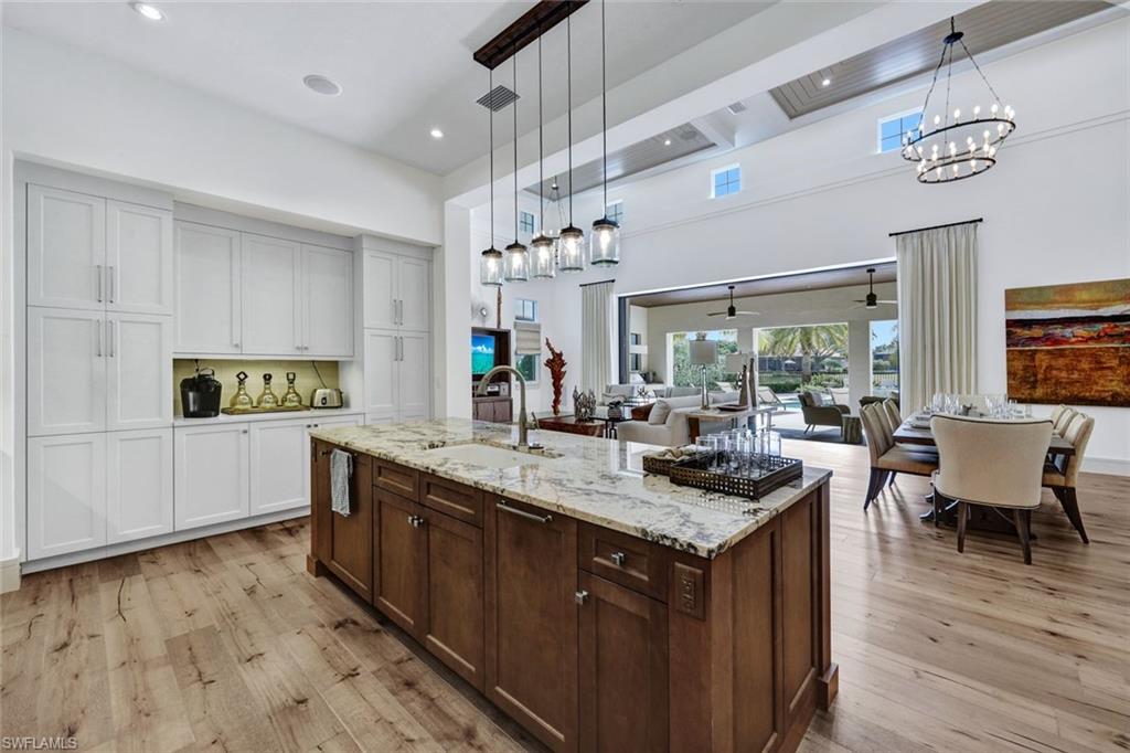 LUCARNO - Residential