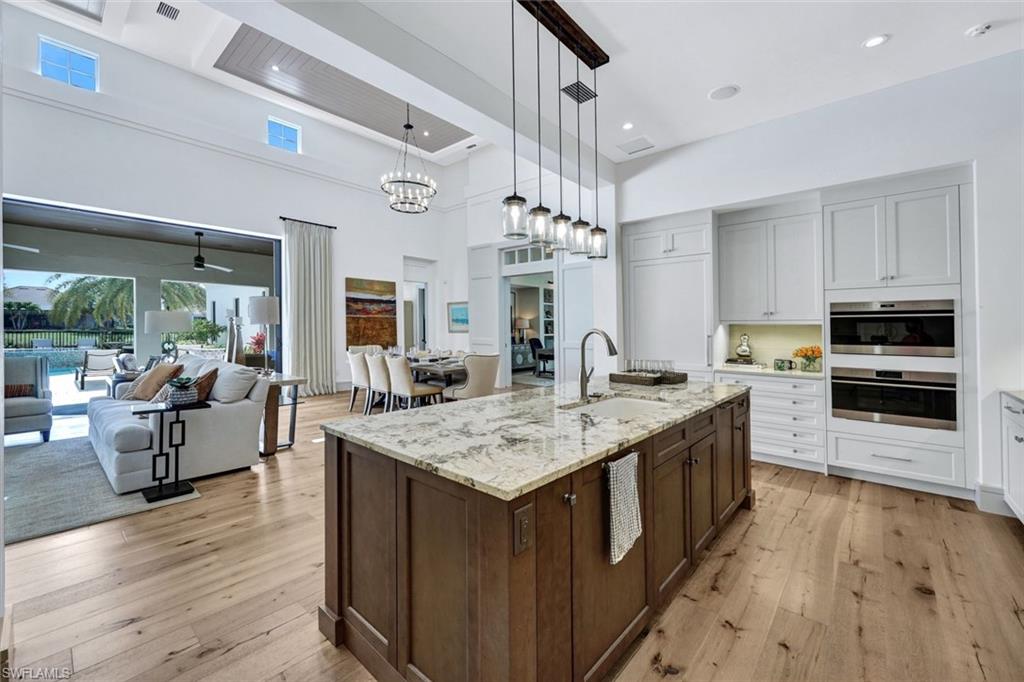 LUCARNO - Residential