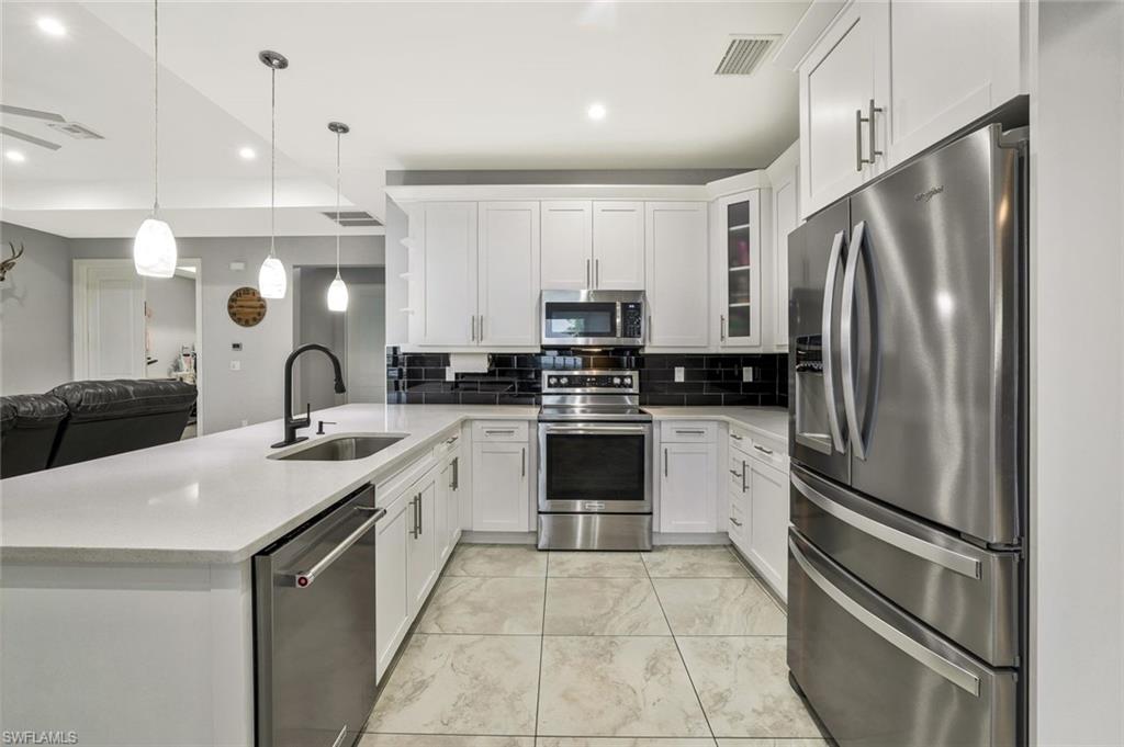 GOLDEN GATE ESTATES - Residential