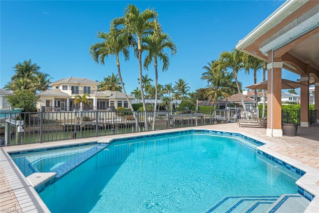 ROYAL HARBOR - Residential