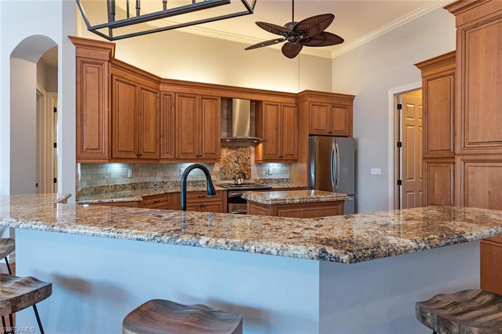 ROYAL HARBOR - Residential