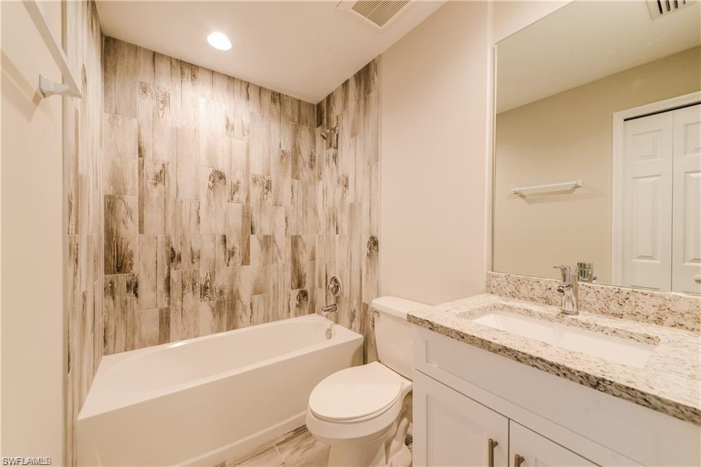 SAN CARLOS PARK - Residential