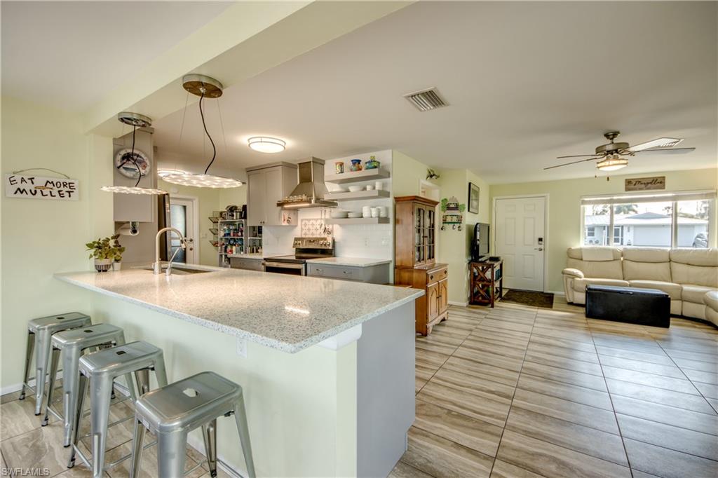 CHARLOTTE SHORES - Residential