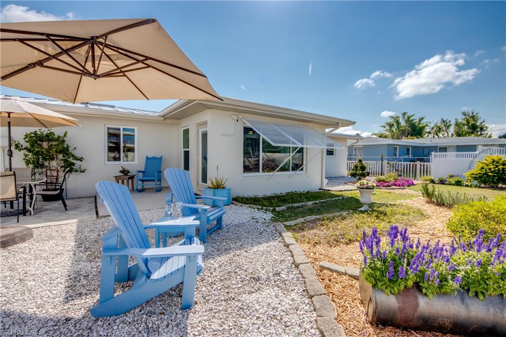 CHARLOTTE SHORES - Residential