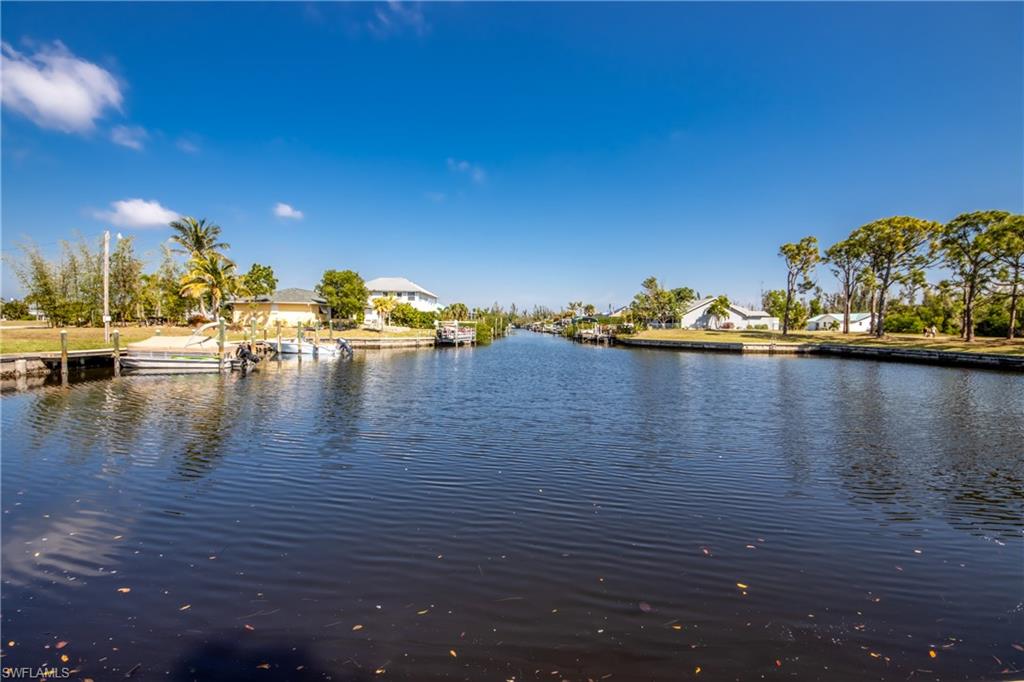 CHARLOTTE SHORES - Residential