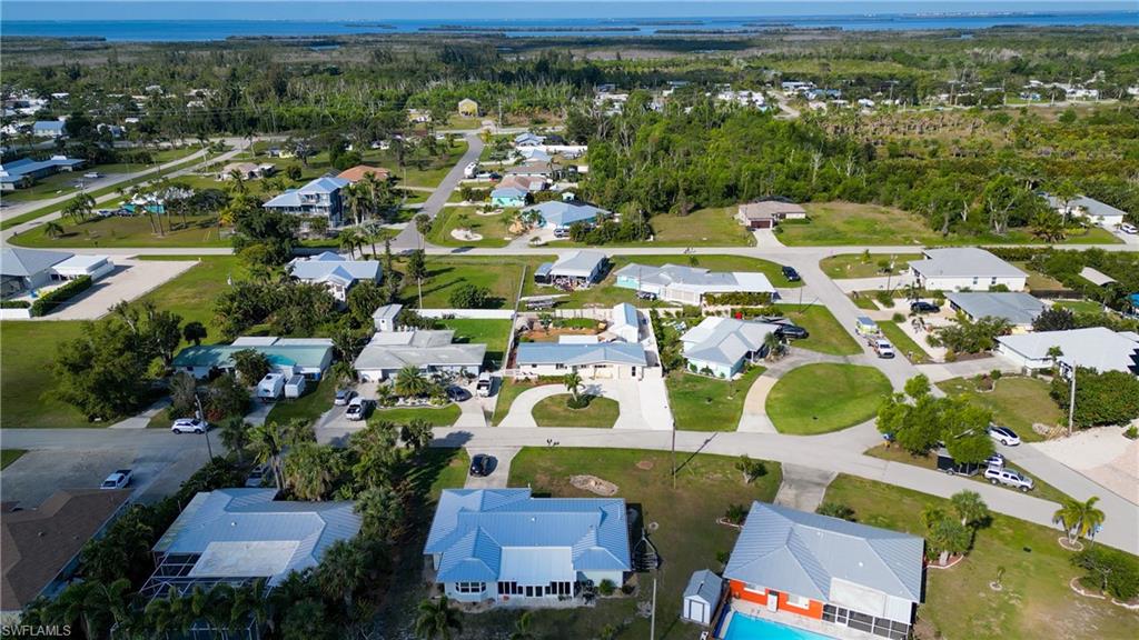 CHARLOTTE SHORES - Residential