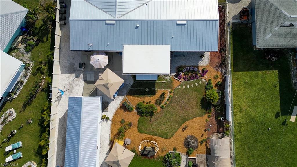 CHARLOTTE SHORES - Residential