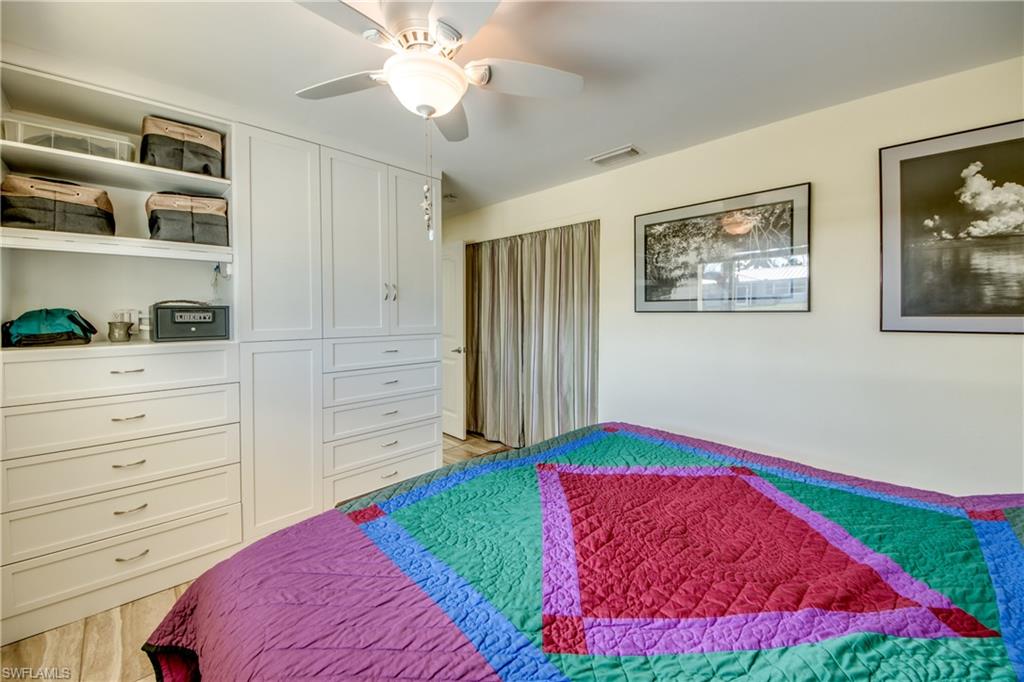 CHARLOTTE SHORES - Residential